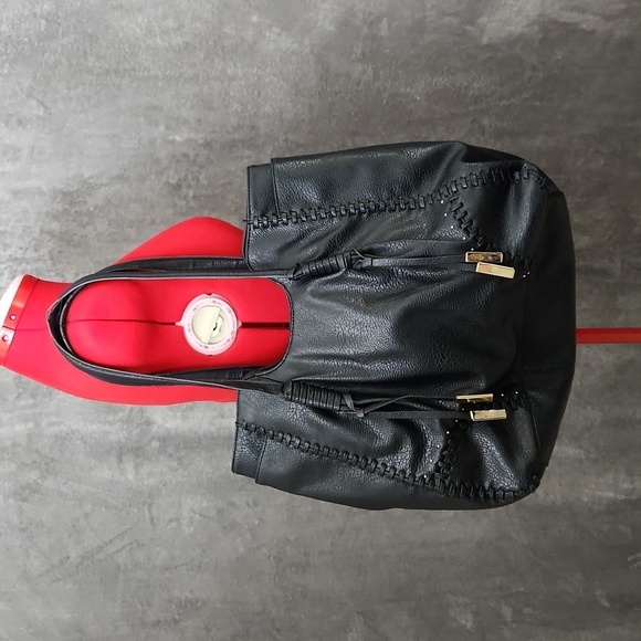 Faux leather bag - Picture 2 of 12